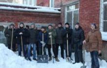 Уборка снега в детском доме
