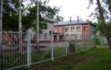 Депутаты настаивают на недопущении повторных фактов появления гаражей возле учреждений образования