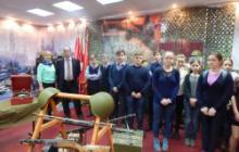 Олег Ковалев провел «Урок мужества» для учеников школы № 58