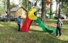 В поселке Киргизка появилась новая детская площадка 
