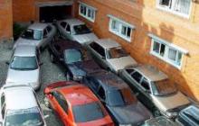 Почему в Томске необходимо планировать на каждую квартиру одно парковочное место для автомобиля?