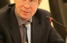 Юрий Исаев: «Особое внимание депутатов будет уделено исполнению закона «Об образовании» и обеспечению доступности дошкольного образования»