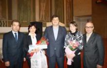 Депутаты поздравили лауреата конкурса "Учитель года"