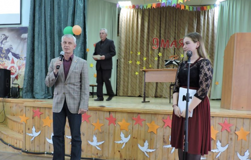 Михаил Корнев наградил активистов Ленинского района