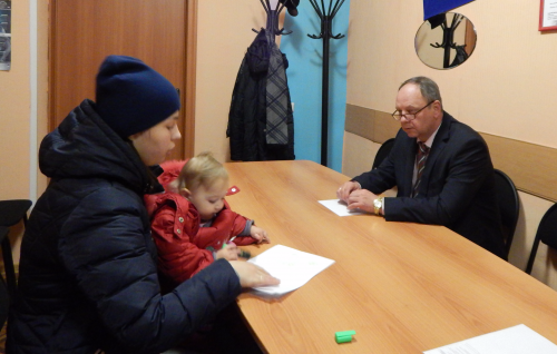 Олег Ковалев провел прием избирателей в рамках Единой недели приема граждан