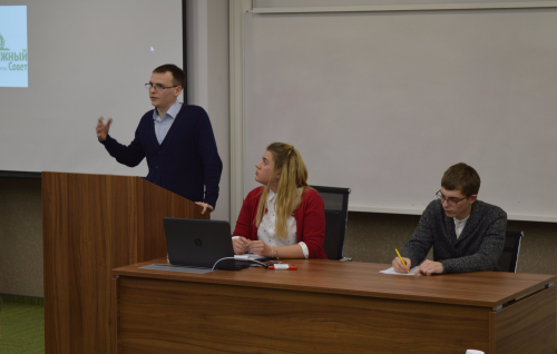 Представители Молодежного совета Томска выступили на круглом столе