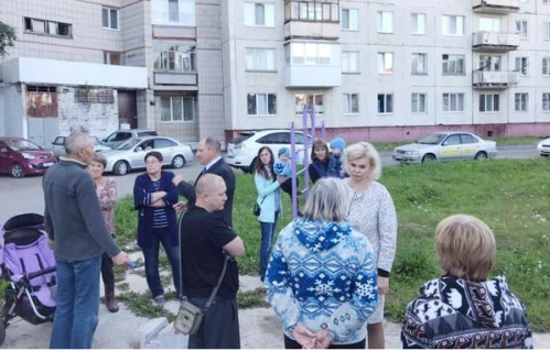 Светлана Карманова провела встречи с жителями 27-го округа
