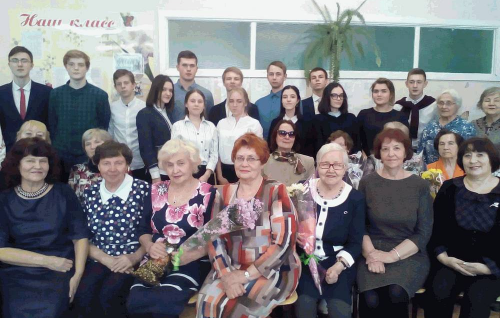 Депутат Думы города Томска Олег Ковалев помог организовать празднование Дня Матери в школе №58