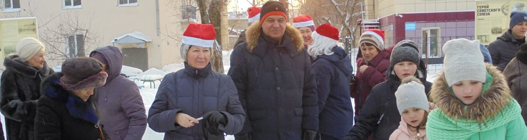 Игорь Морозов принял участие в новогоднем празднике в микрорайоне АРЗ