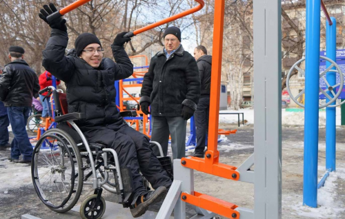 В рамках проекта Думы в 2019 году в Томске установят два спортивных комплекса для маломобильных граждан