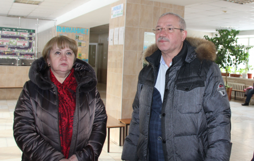 Депутаты провели объезд социальных учреждений поселка Светлый