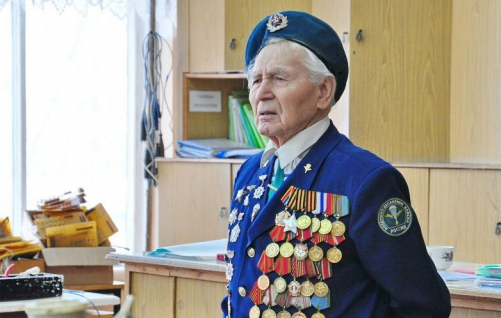 Фронтовик Федор Бондаренко обозначил перед депутатами ряд проблем ветеранов
