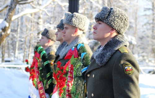 Депутаты: похороны фронтовиков должны проводиться со всеми воинскими почестями