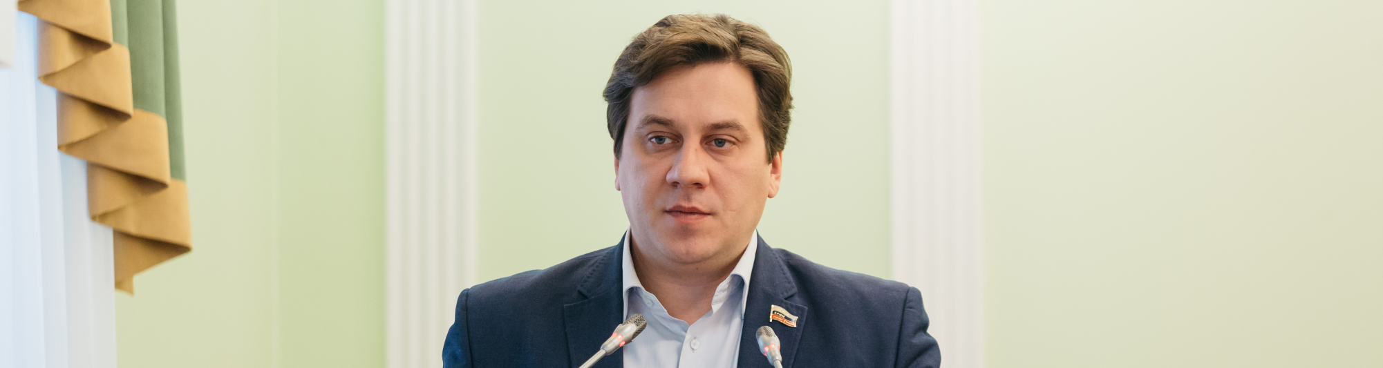 Председателем комиссии Думы по регламенту и правовым вопросам избран Илья Леонтьев