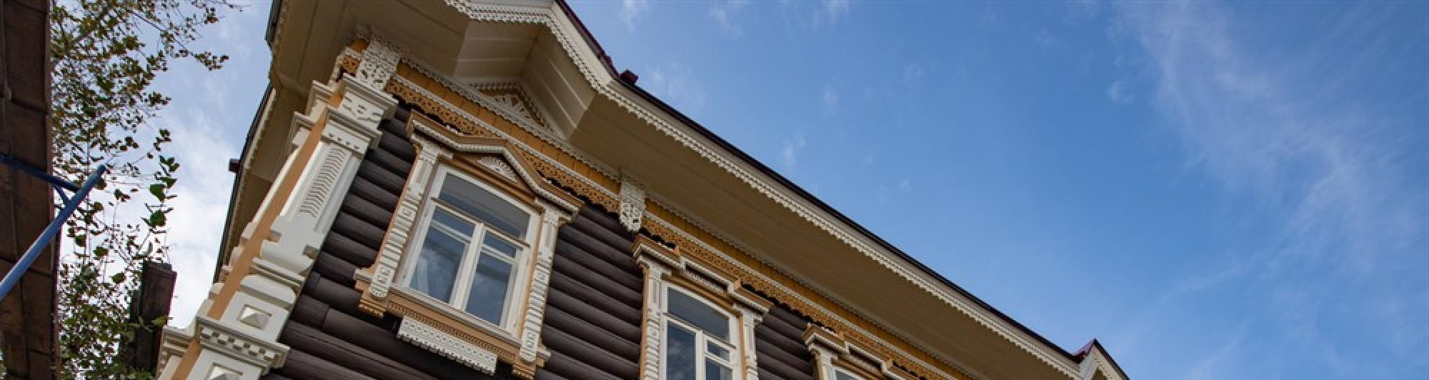 Депутаты предлагают включить в проект бюджета - 2021 средства на завершение ремонта дома по пр. Ленина, 56 