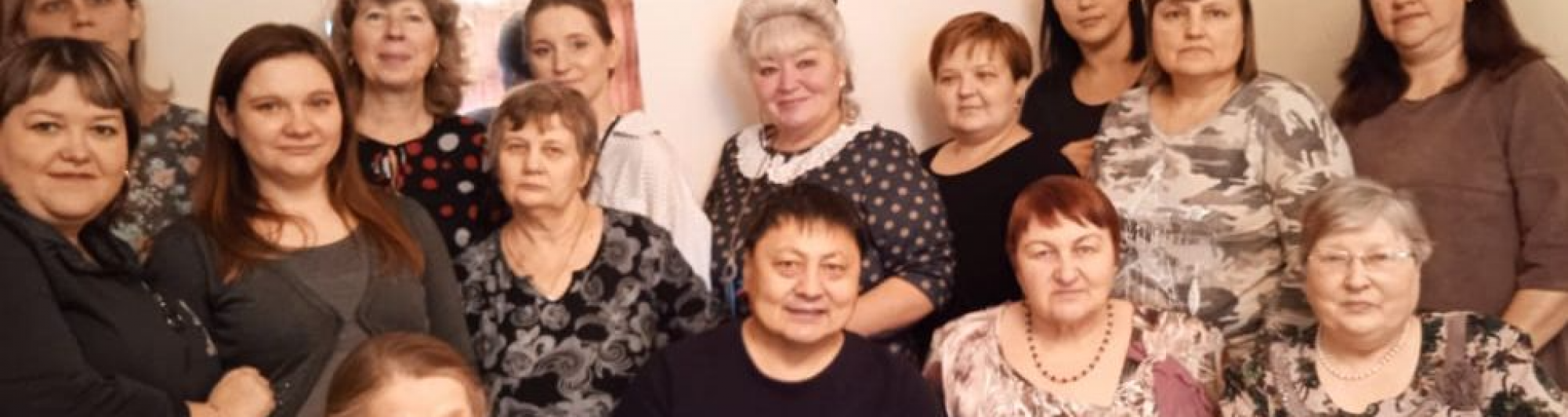 Чингис Акатаев поздравил с Днем матери