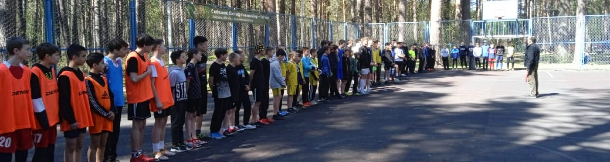 Турнир по мини-футболу прошел в День Победы в Томске