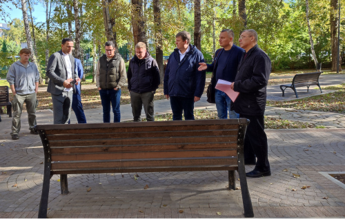 Депутаты городской Думы провели объезд общественных пространств