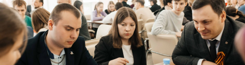 Депутаты городской Думы приняли участие в музыкальной викторине «Песни Победы»