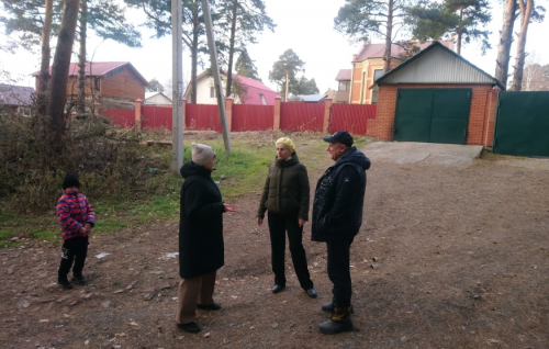 Алла Волкова провела дворовую встречу с жителями АРЗа