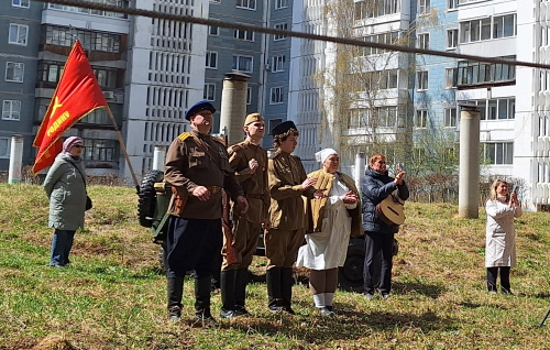 Председатель городской Думы накануне Дня Победы поздравил ветеранов Великой Отечественной войны - Почетных граждан Томска