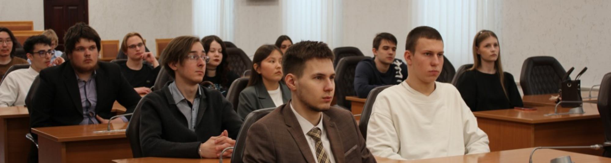 Студенты-политологи ТГУ познакомились с работой Думы Томска