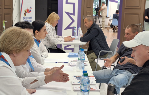 Депутаты Думы Томска работали на открытом форуме участников СВО и членов их семей 